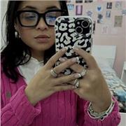 Ragazza frequentante il liceo classico Virgilio, offre ripetizioni in: greco, latino, matematica, italiano, storia